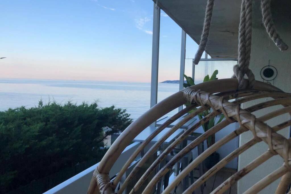 Charmant Studio Avec Terrasse Vue Mer A 50 M Sainte-Maxime Exterior foto